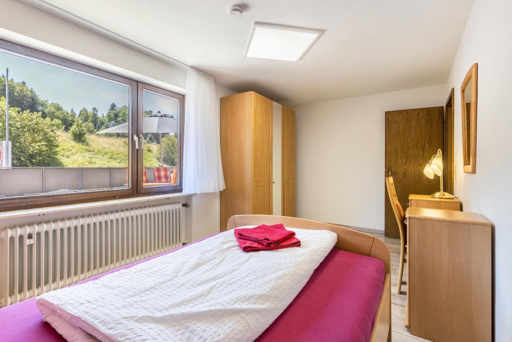B463 Penthouse Apartamento Albstadt Exterior foto